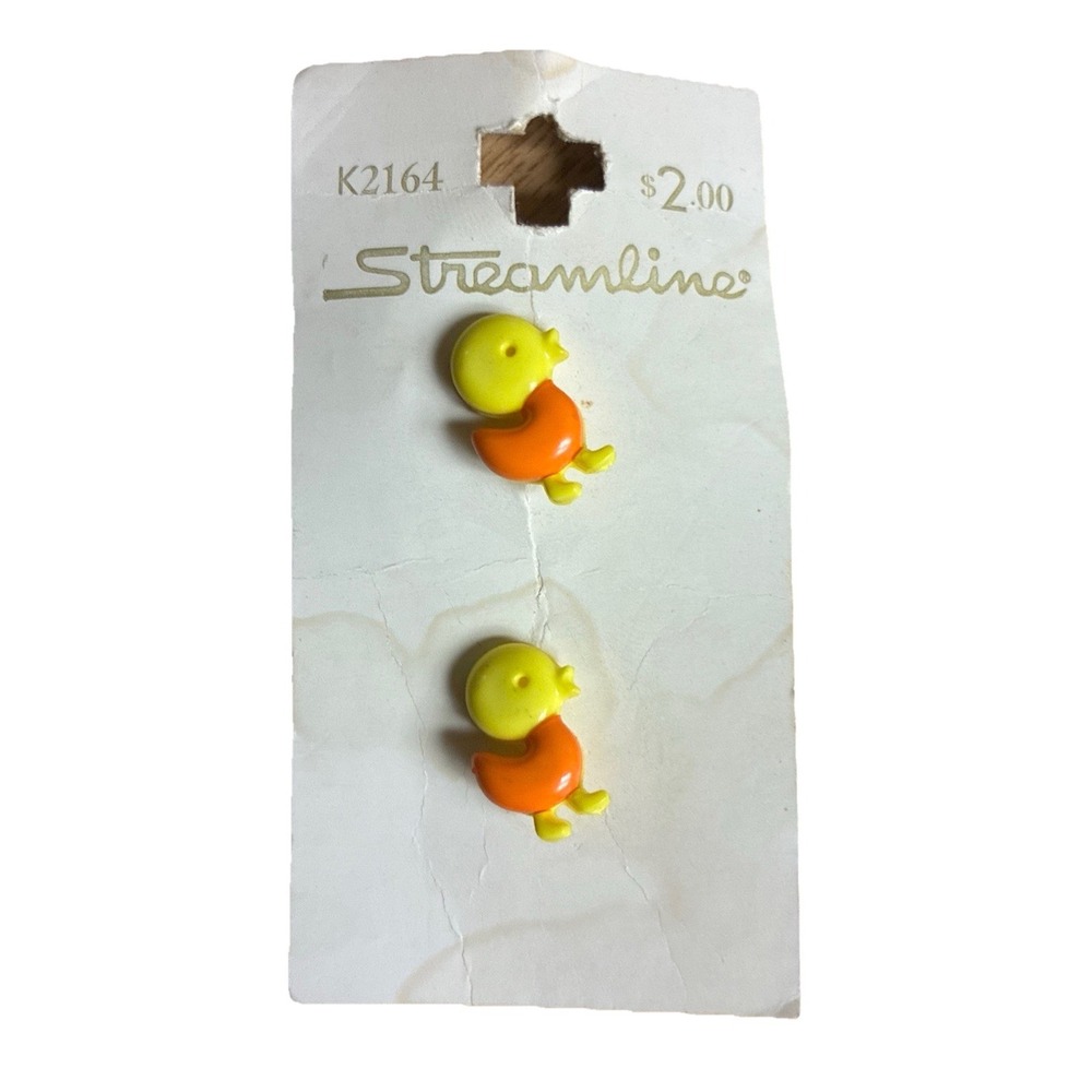Streamline Baby Chick Buttons‎ 11/16" Shank Set of 2 France K2164 Vintage NEW